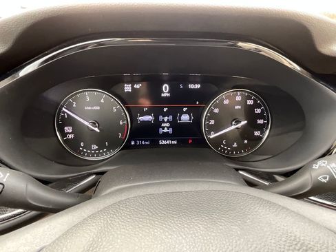 Used 2021 Buick Envision Essence image 34