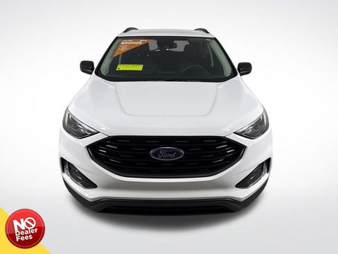 Used 2024 Ford Edge SEL w/ Sport Appearance Package AWD/4WD image 9