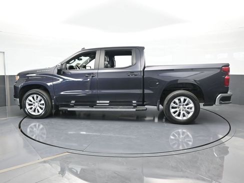 Used 2023 Chevrolet Silverado 1500 LT image 3