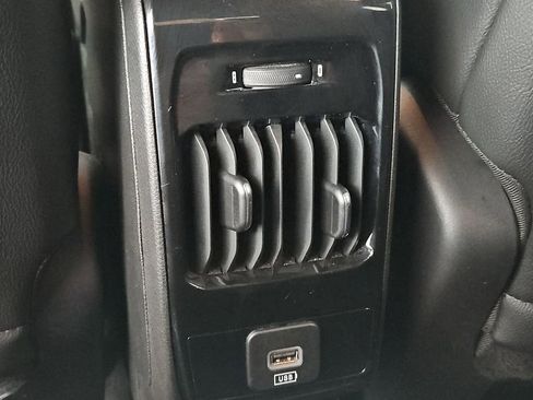 Used 2025 Jeep Compass Trailhawk AWD/4WD image 26