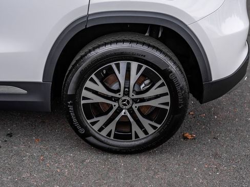 Used 2025 Mercedes-Benz GLA 250 4MATIC image 12