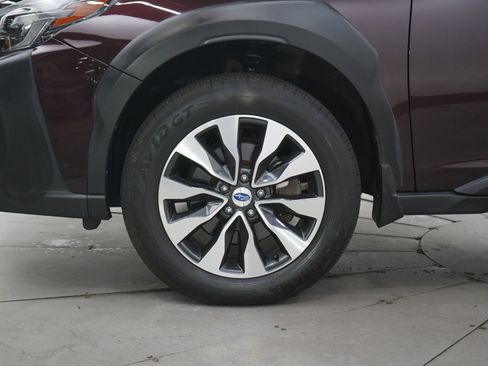 Used 2024 Subaru Outback Touring AWD/4WD image 29