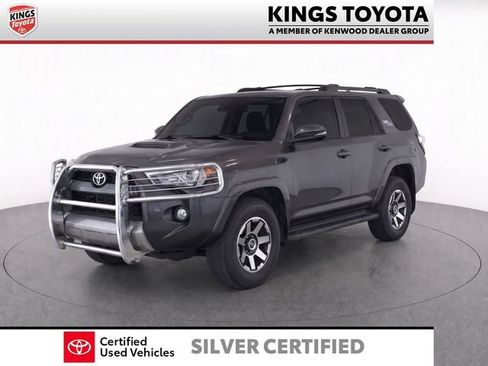 Certified 2019 Toyota 4Runner TRD Off-Road Premium AWD/4WD image 3