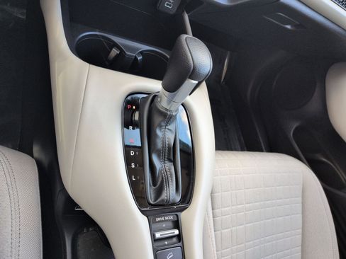 Certified 2023 Honda HR-V LX image 21