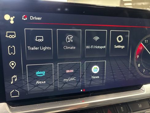 Used 2024 GMC Sierra 1500 Elevation AWD/4WD image 18