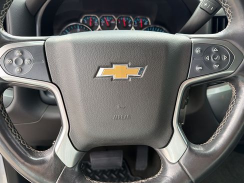 Used 2015 Chevrolet Silverado 1500 LT w/ LT Convenience Package RWD image 10