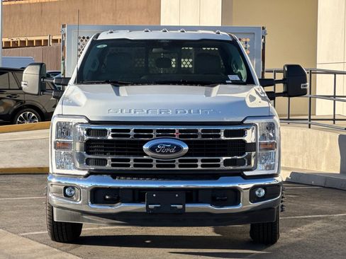 New 2025 Ford F350 XL w/ XL Chrome Package RWD image 8