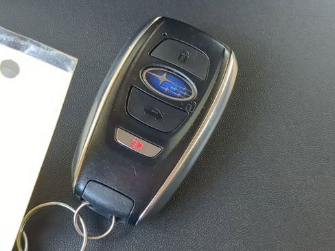 Used 2021 Subaru Forester Limited image 30