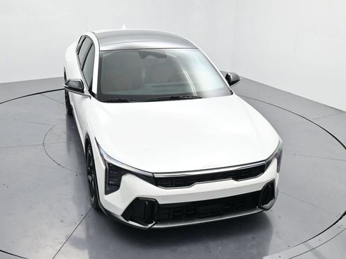 Certified 2025 Kia K4 GT-Line w/ GT-Line Premium Package FWD image 43