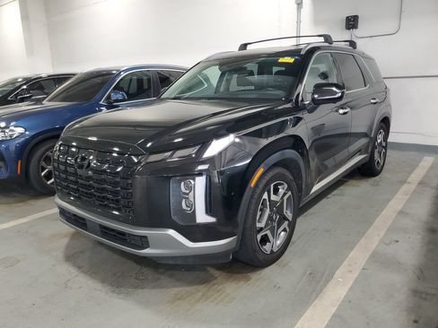 Used 2023 Hyundai Palisade Limited w/ Cargo Package FWD image 1