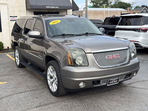 Used 2011 GMC Yukon XL Denali AWD/4WD image 9