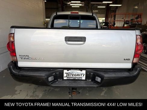 Used 2005 Toyota Tacoma 4x4 Access Cab image 6