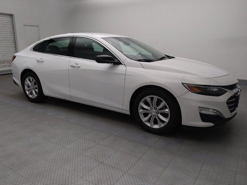 Used 2021 Chevrolet Malibu LT image 11