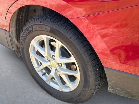 Used 2023 Chevrolet Equinox LT FWD image 10