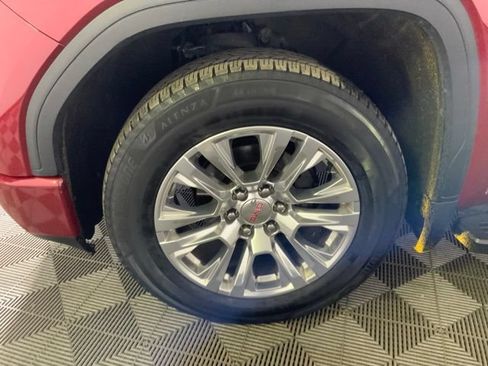 Used 2019 GMC Sierra 1500 Denali w/ Driver Alert Package II AWD/4WD image 10