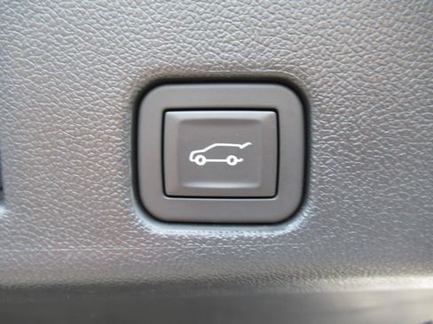 Used 2026 Chevrolet Traverse Z71 AWD/4WD image 42
