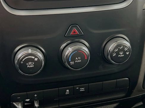 Used 2018 RAM 2500 Tradesman RWD image 16