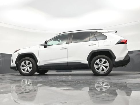 Used 2021 Toyota RAV4 LE FWD image 20