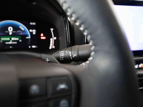 Certified 2025 Toyota Camry SE w/ Multimedia Upgrade Package image 15