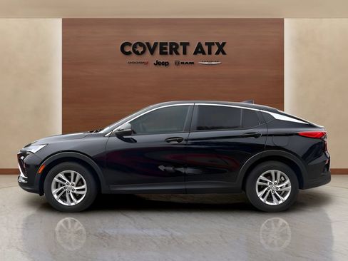 Used 2024 Buick Envista Preferred w/ Convenience I Package FWD image 5