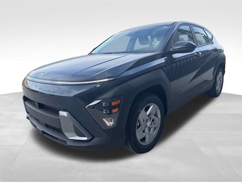 New 2026 Hyundai Kona SE image 1