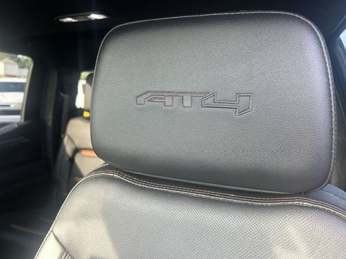 Used 2024 GMC Sierra 1500 AT4 w/ Technology Package AWD/4WD image 19