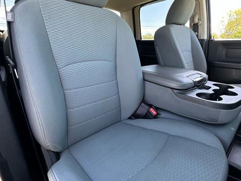 Used 2018 RAM 1500 Express w/ Express Value Package AWD/4WD image 41