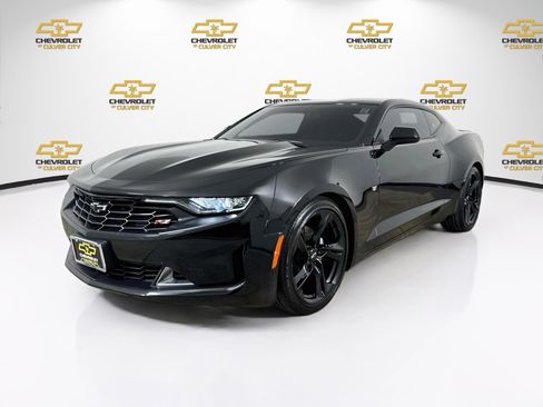 Used 2022 Chevrolet Camaro LT w/ RS Package RWD image 3