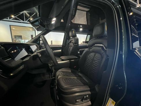 Used 2024 Rivian R1S Adventure AWD/4WD image 16