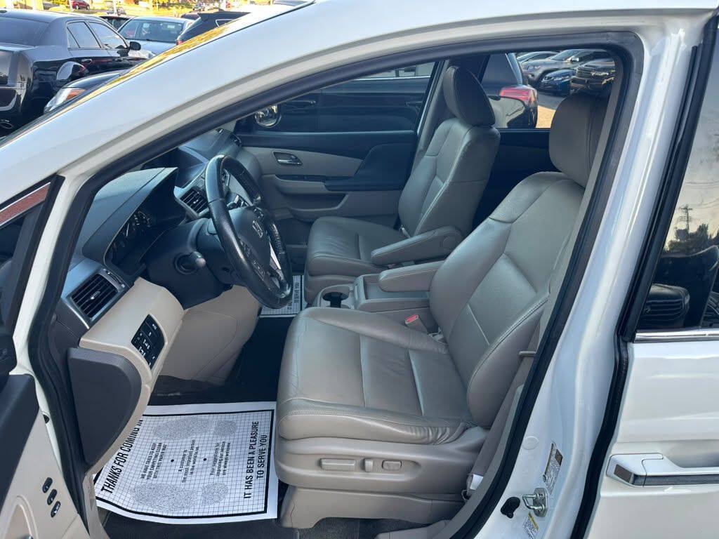 Used 2014 Honda Odyssey Touring image 10