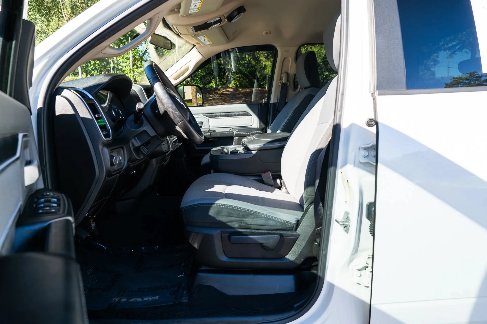 Used 2019 RAM 2500 Big Horn AWD/4WD image 16