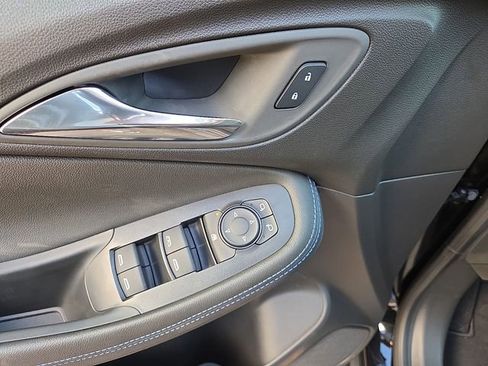 New 2026 Buick Encore GX Sport Touring image 9