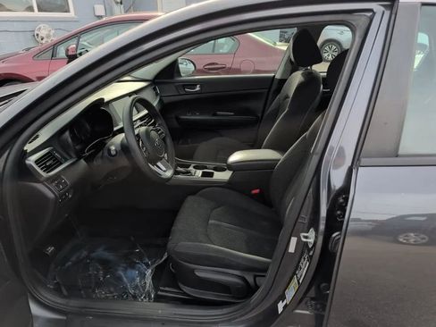 Used 2019 Kia Optima LX FWD image 12