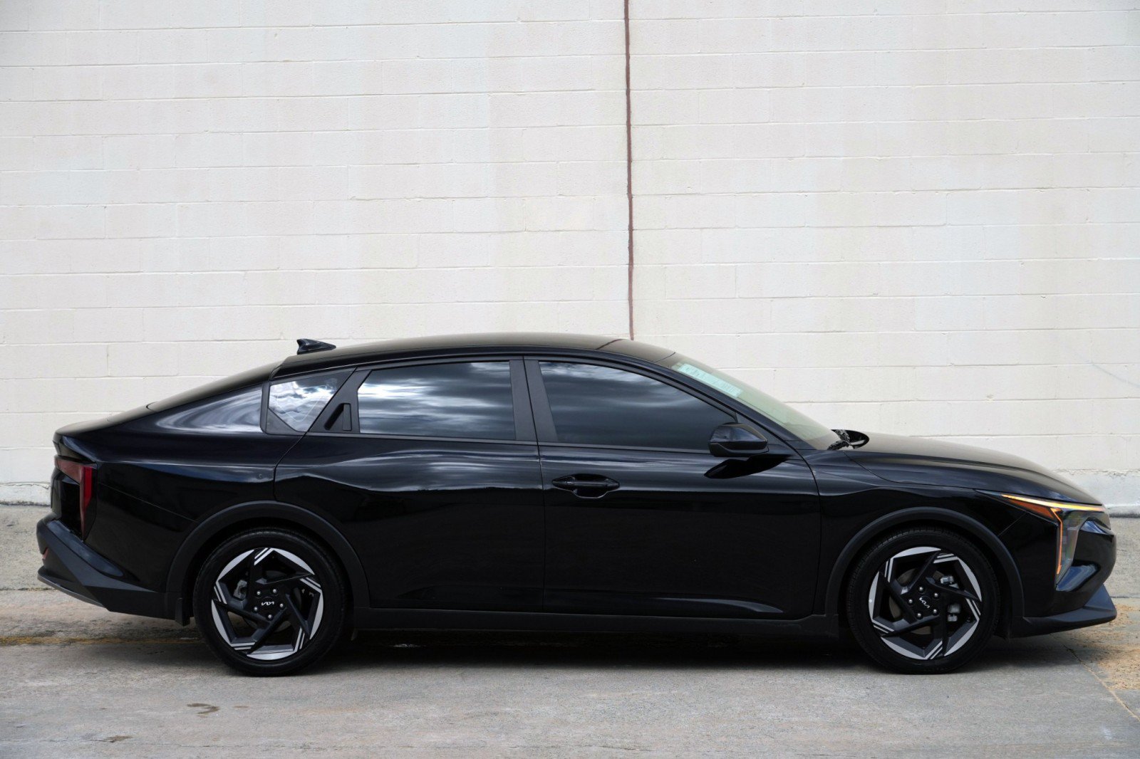 Used 2025 Kia K4 EX FWD image 48