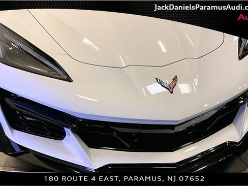 Used 2023 Chevrolet Corvette Z06 w/ Z07 Performance Package image 8
