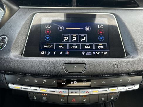 Used 2020 Cadillac XT4 Premium Luxury image 19