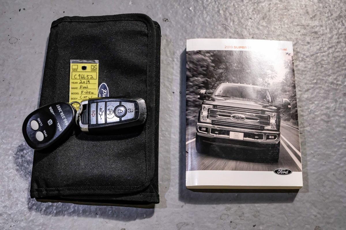 Used 2019 Ford F250 Limited w/ FX4 Off-Road Package AWD/4WD image 62