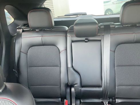 New 2025 Ford Escape ST-Line w/ Tech Pack #1 image 18