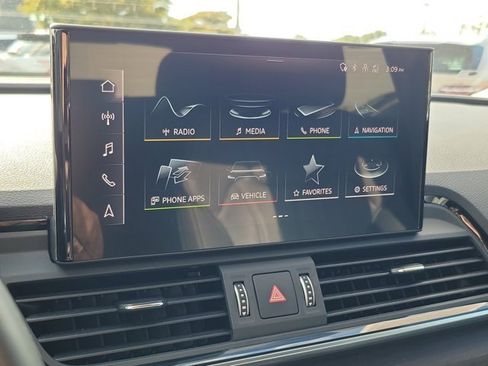 Certified 2023 Audi Q5 e Premium Plus w/ Premium Plus Package image 26