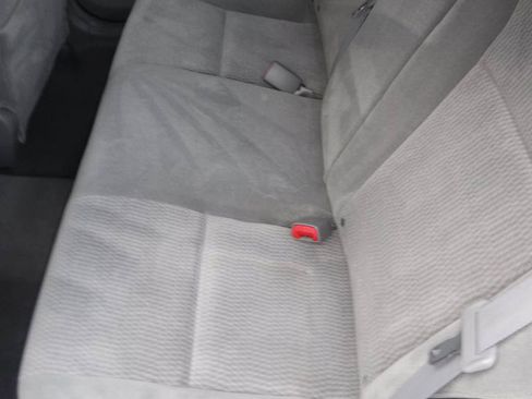 Used 2006 Toyota Corolla LE FWD image 29