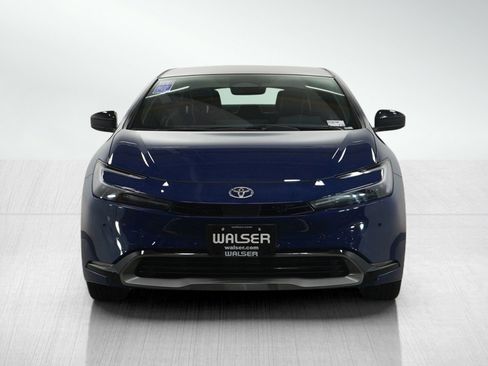 Used 2025 Toyota Prius Limited image 8
