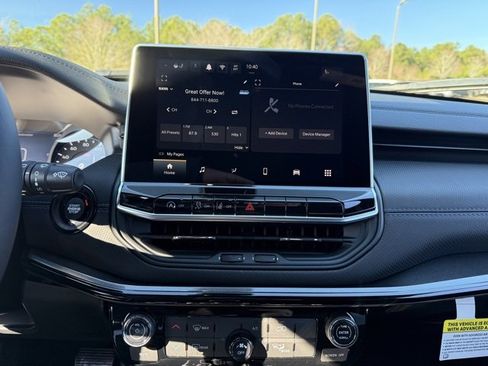 New 2026 Jeep Compass Latitude image 23