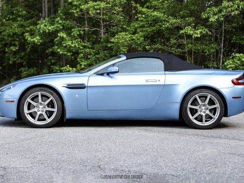 Used 2007 Aston Martin V8 Vantage Roadster RWD image 22