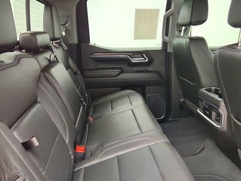 Used 2024 GMC Sierra 1500 SLT AWD/4WD image 21