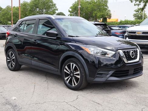 Used 2020 Nissan Kicks SV FWD image 46