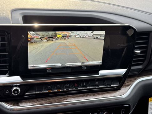 New 2026 GMC Sierra 1500 Elevation image 14