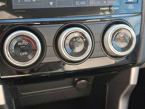 Used 2018 Subaru Forester 2.5i Premium w/ All-Weather Package image 17