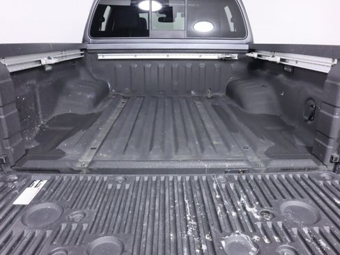 Used 2022 Nissan Frontier PRO-4X w/ Pro-4X Premium Package image 41