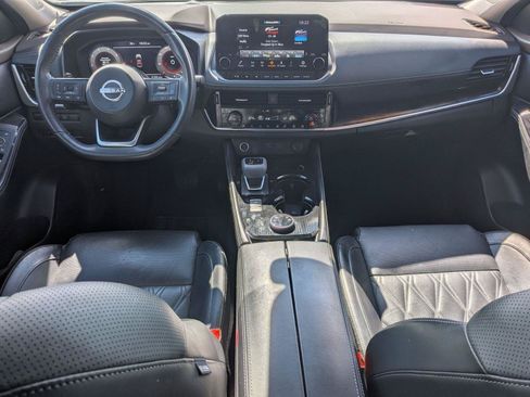 Certified 2023 Nissan Rogue Platinum w/ Platinum Premium Package AWD/4WD image 33