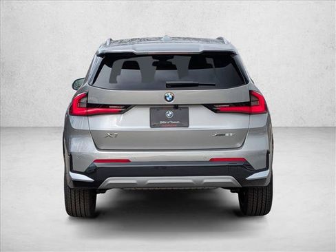 Used 2026 BMW X1 xDrive28i w/ Technology Package AWD/4WD image 8